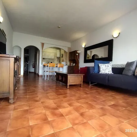 Marisol Flat With Balcony Center Albufeira